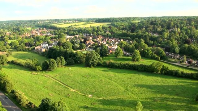 Aerial view of Buckinghamshire Landscape / Aerial view of Buckinghamshire Landscape - United Kingdom - Hot air balloon aerial videography