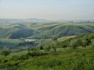 Obraz premium Scenic mountain landscape, summer green meadow