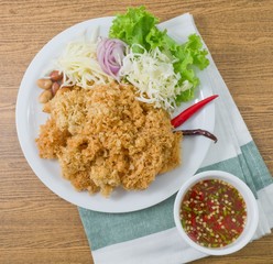Crispy Catfish Salad with Green Mango and Vegetable