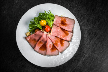 高級ローストビーフ　Freshly made roast beef