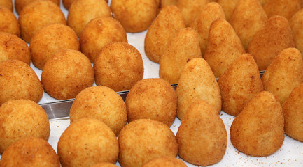 stuffed rice padded with stuffed vegetables or meat