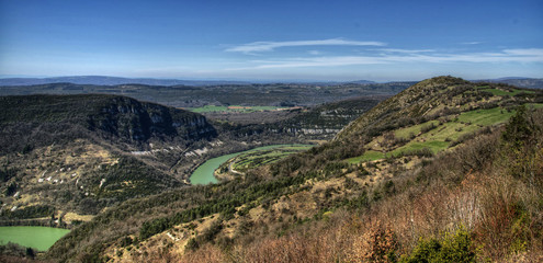 Fototapeta na wymiar Gorges de l'Ain depuis Balvay, Leyssard, Ain, France