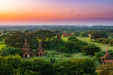 Fototapeta premium Ancient Land of Bagan view from the top of Shwesandaw Pagoda