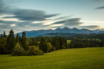 Fototapeta na wymiar View on the Tatra mountains from Lapszanka, Poland