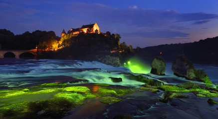 Rheinfall zur blauen Stunde