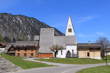 Fototapeta na wymiar Sankt Maria Himmelfahrt catholic church (Pfarrkirche Brand im Brandnertal) in Brand, Vorarlberg, Austria.