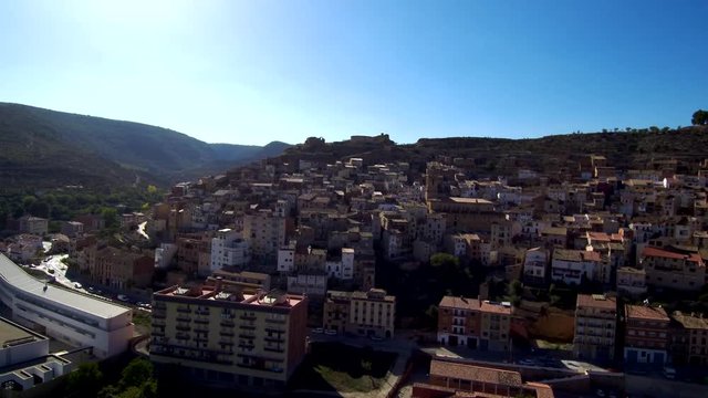 Ademuz ( Valencia ) a vista de pajaro. Video aéreo