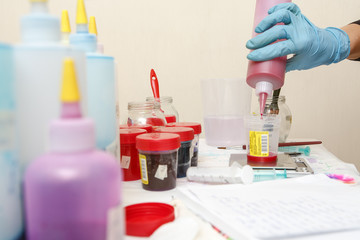 Process of mixing dyes