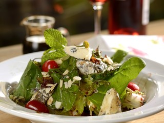 Green leaves salad