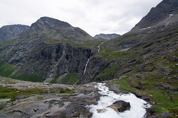 Fototapeta na wymiar Valldalen, Moere og Romsdal, Norwegen