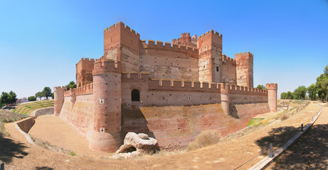 Fototapeta na wymiar Castillo de la Mota, Medina del Campo, España