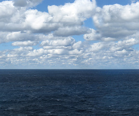 Naklejka na ściany i meble Partially Cloudy Ocean Seascape Horizontal Tile