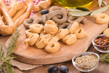Italian taralli. 