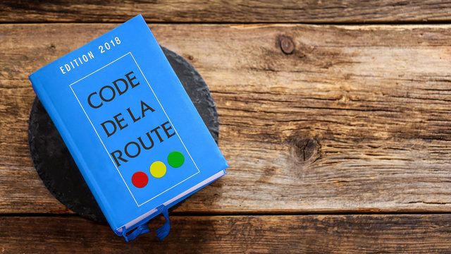 Code de la route ( sur fond bois)