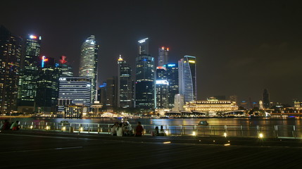 Fototapeta na wymiar シンガポール　摩天楼