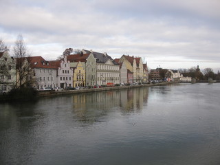 Fototapeta na wymiar Donau in Landshut