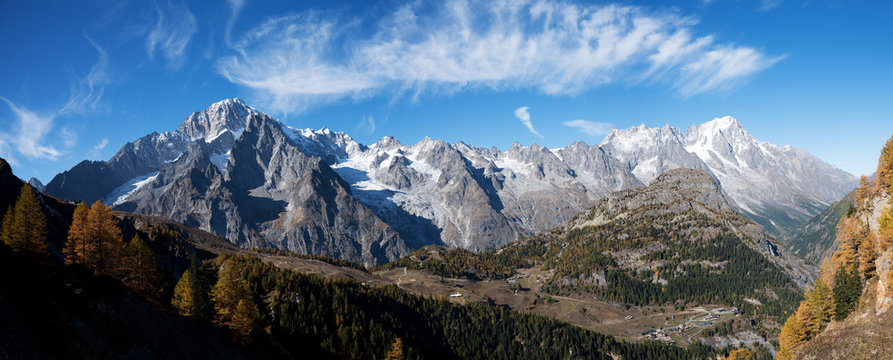 Monte Bianco and Chétif peak mountain - Courmayeur, aosta
