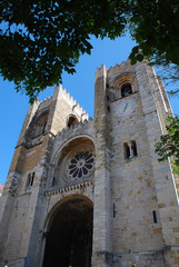 Fototapeta premium Santa Maria cathedral, often called simply the Se, Lisbon, Portugal