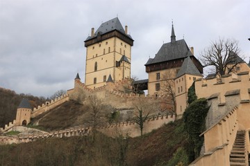 Fototapeta na wymiar picturesque Karlstejn castle, Czech Republic 