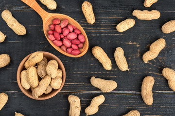 Peanuts in shell