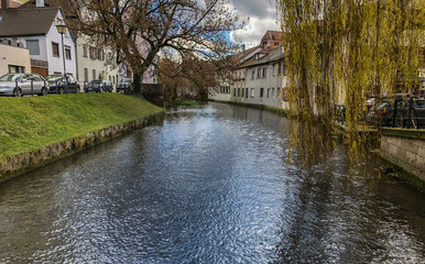 Fototapeta na wymiar Altstadt Fluss