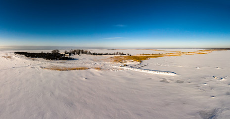 Fototapeta na wymiar Winter landscape in beach of Estonia