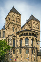 Fototapeta na wymiar St. Kunibert Church, Cologne, Germany