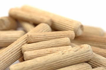 Holzdübel, Riffeldübel, Langholzdübel