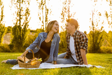 Enjoying the day with a  picnic