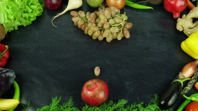 Bom apetite Portuguese fruit stop motion, in English Bon appetit