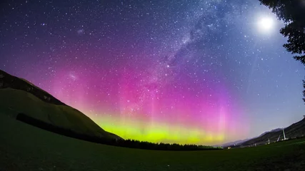 Selbstklebende Fototapeten aurora australis southern lights © Libor