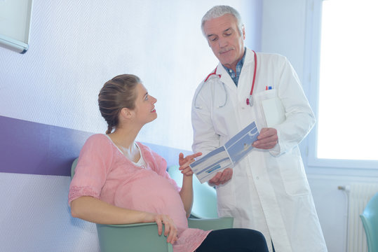woman on prenatal checkup