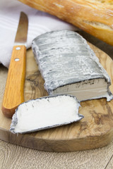 brique de chèvre