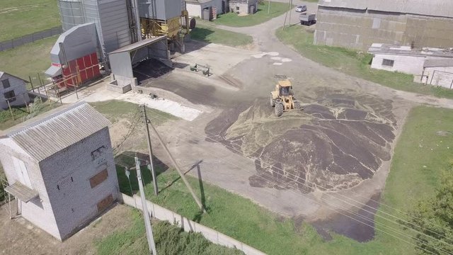 завод по заготовке рапса / сооружение для сбора и взвешивания урожая рапса