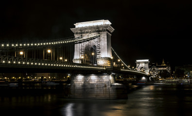 Chain Bridge Szechenyi at night, Bridge over the Danube River in Budapest.