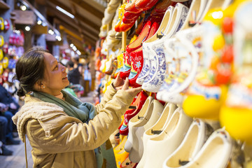 Obraz premium Dutch wood shoes netherland