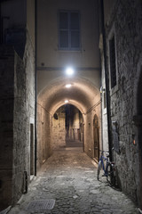 Ascoli Piceno (Marches, Italy), alley by night