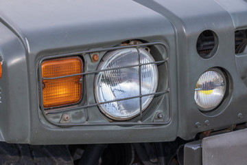 古い自動車のヘッドライト　Headlight of the old car