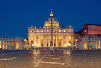 Fototapeta na wymiar Saint Peter's Basilica at night in Rome