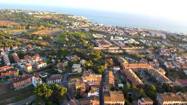 Altafulla (Tarragona,Catalu&ntilde;a) desde el aire. Video aereo