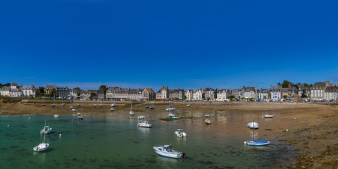 Low tide in Saint-Malo - Bretagne France