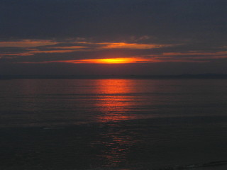 Atardecer en Camboya. Turismo en playas de Sihanoukville ( Asia)
