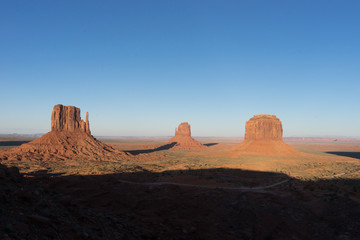 Monument Valley : coucher du soleil