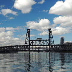 Lift bridge across Willamette River at Portland Or usa