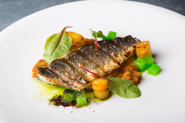 Grilled fish fillet