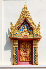 Fototapeta premium close up windows bass-relief in Beautiful temple Wat Samai Kongka on Ko Pha Ngan, Thailand.