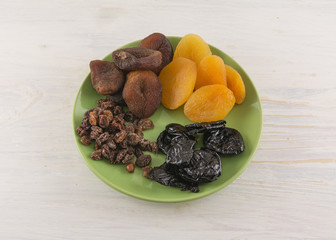 dried apricots