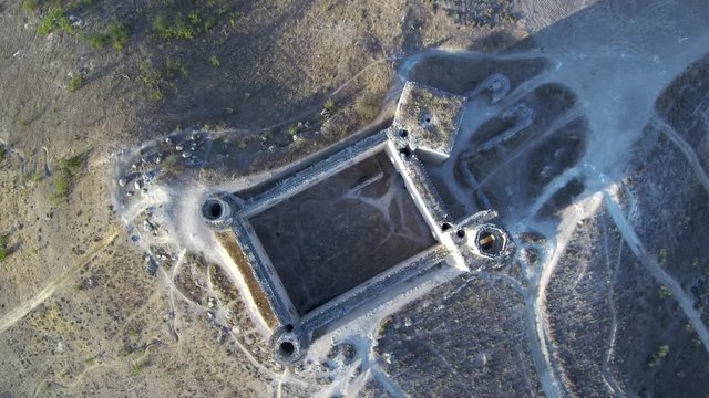 Castillo de Barcience en la provincia de Toledo (Castilla La Mancha,Espa&ntilde;a). Video aereo con drone