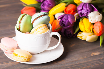 Color macaroons in a cup