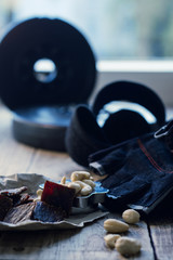 high-protein snack between the approaches, cashew nuts and chopped beef.